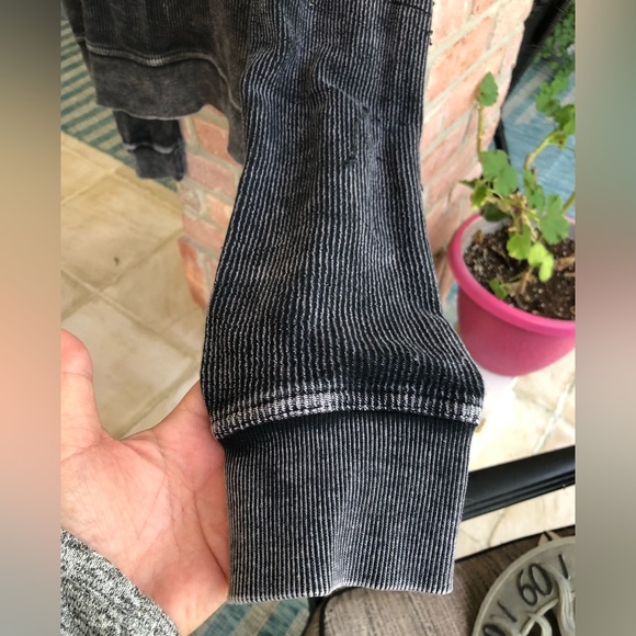 ALPHA OMICRON PI Gray Weathered Ribbed Sweatshirt Large FSU - Picture 6 of 9